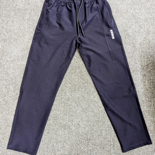 GUESS Premium Men’s Trouser – Slim Fit Luxury Style